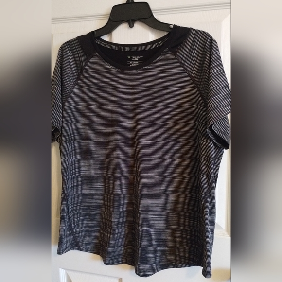 Tek Gear Nylon Like Top - Picture 2 of 10